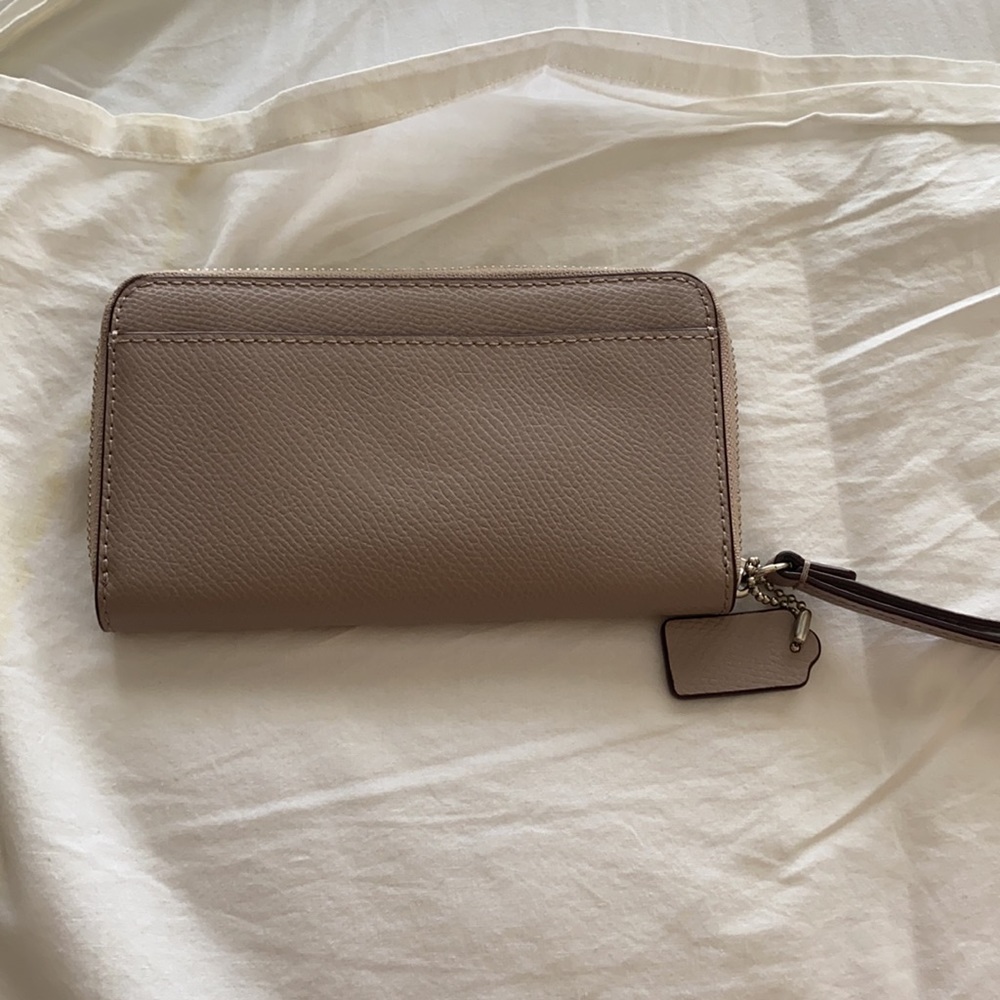 Authentic Coach Wallet - Picture 2 of 4